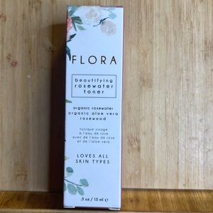 Flora : Rosewater Toner